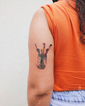 Painter at Monitattoo in Morro De Sao Paulo