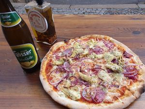 Pizza Vegan at Oregano Pizza Imbiss in Berlin