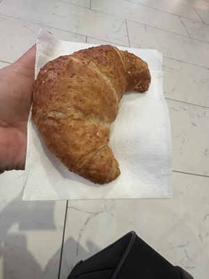 Cornetto ai frutti di bosco  at FCO - Eataly - T1 in Fiumicino