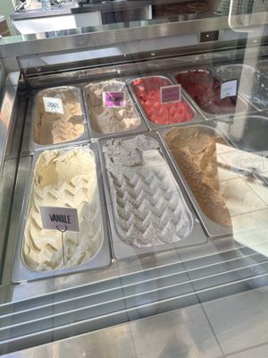   at KeQ Eismanufaktur in Hannover