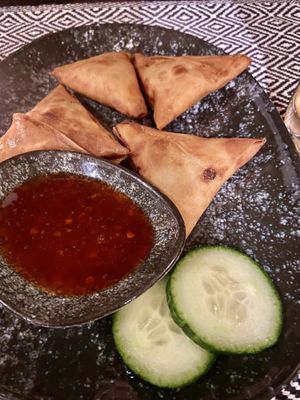 Sambusa   at Daaro  in Neu-isenburg