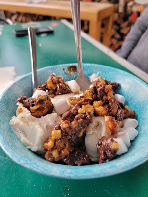  at Slapped Woodfired Pizza - Pop Up in Minturn