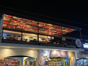 Restaurantee  at Delhi6 in Panajachel