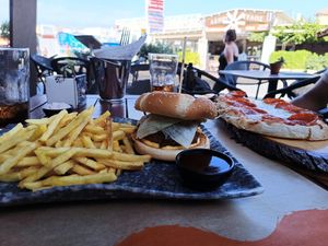  at Home Burger in Kos