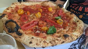 Pizza Musica at Pizzeria La Smorfia in Salerno