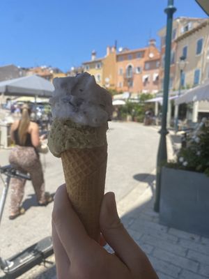 Pistachio and Bounty  at Gelateria I Nonni in Rovinj