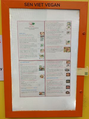 Menús at Sen Viet Vegan in Edinburgh