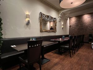 Atmosphere   at Sen Viet Vegan in Edinburgh