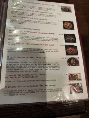 Mains  at Sen Viet Vegan in Edinburgh