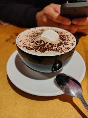 Chocolate caliente con leche de soya at PaniniCafe in Valparaiso
