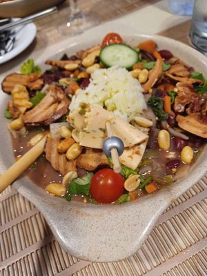 Vegan feijoada at Coisas da Lena in Coimbra