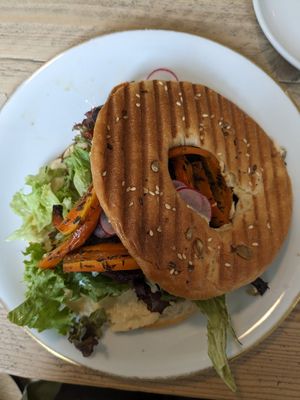 Erdreich Bagel at Café Kram in Bottrop