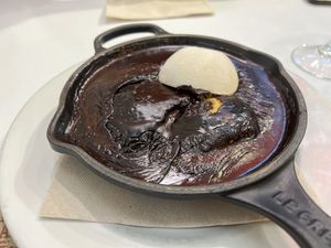 Vegan oven skillet biscuit chocolate with almond milk and vanilla autmeal ice cream  at Caravanserai in San Sebastian