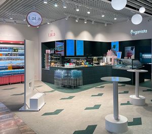 Vegan place in the airport! 😍🥹🍦🍪  #Veganuary at VIE - The Lala / Veganista - T1-C in Vienna