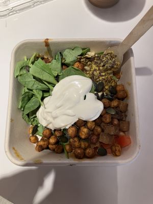 Quinoa chickpea salad  at VIE - The Lala / Veganista - T1-C in Vienna
