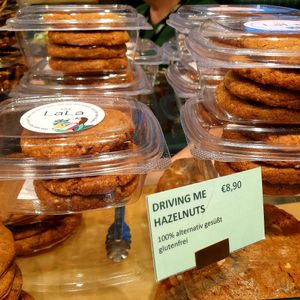  at VIE - The Lala / Veganista - T1-C in Vienna