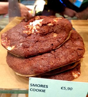  at VIE - The Lala / Veganista - T1-C in Vienna