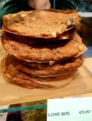  at VIE - The Lala / Veganista - T1-C in Vienna