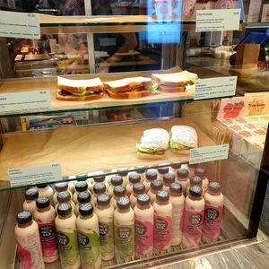  at VIE - The Lala / Veganista - T1-C in Vienna