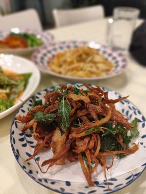 Fried "chicken" at Muzi T@Veggie 木子坊 in Perak