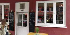 Store front at Red Curry House in Nuremberg