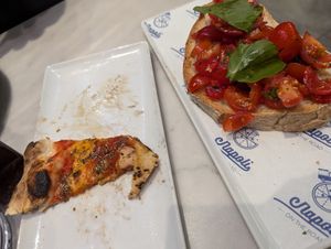 BRUSCHETTA CLASSICA & GARLIC BREAD at Napoli on the Road in West London