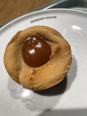 Sweet caramel dream  at HEL - Espresso House in Vantaa