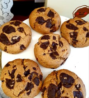 peanut butter choc chip at Sweet Cookies 꿀넹 쿠키 in Seoul