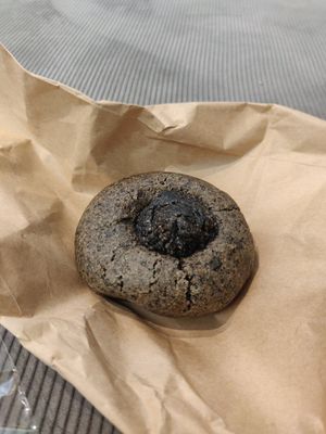  at Sweet Cookies 꿀넹 쿠키 in Seoul