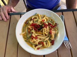 
$21
LOBSTER CASARECCE
pasta, pulled lion's mane mushroom, lobster mushroom, sun-dried tomato, blistered sage, white wine cream sauce  at Jardin in Madison