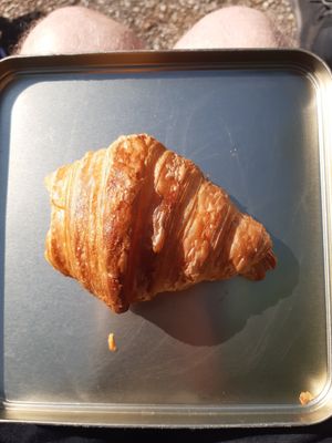 Croissant at Octopus in Brest