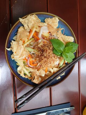 Sojablattsalat at Madame Tâm Burtscheid in Aachen