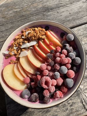 Bowl rote  at Ons Buiten Natuurlijk kamperen in Oostkapelle