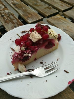 Cherry cheesecake at Fukafe in Gdansk