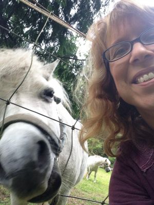 Selfie (*for the horse!) at Someday Farm Vegan Bed and Breakfast in Freeland