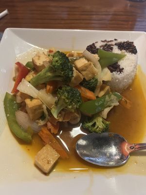 Cashew stir fry   at Ruan Thai in Savannah