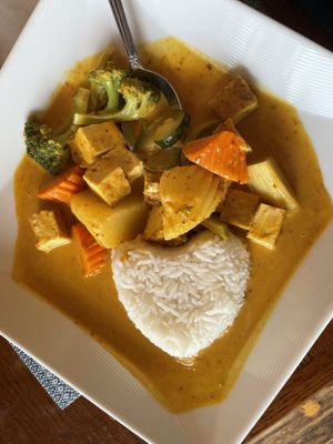 Yellow curry  at Ruan Thai in Savannah