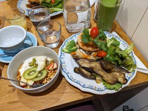 Savory pancakes and granola at Ground to Grow in Paris