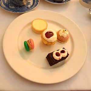 That brownie especially was GORGEOUS at Mackintosh at the Willow in Glasgow