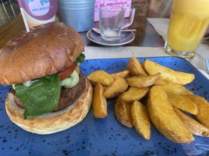 The beyond meat burger  at Retró Gusto in Ibiza