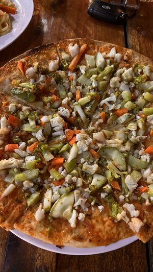 Vegan pizzaa  at Delicias Bahía Drake in Drake Bay