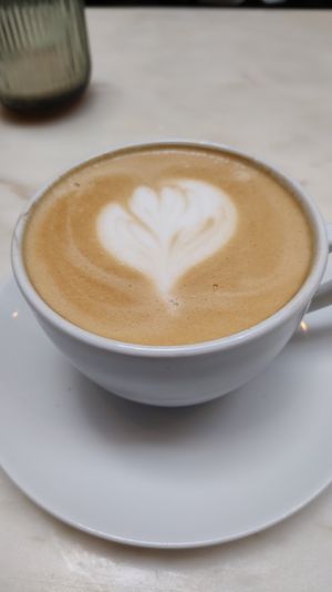 Oat milk Cappuccino at Say Cheesecake & Co in Porto