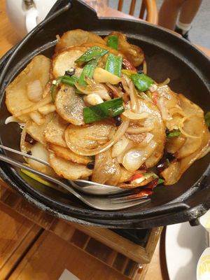 Griddle potato slices at China Fusion in Marrickville