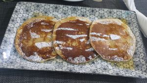 Maple syrup pancakes at Caffè dell'Arte Specialty Coffee in Cagliari