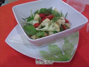 Cauliflower (warm) salad at Orange Cafe in Bangkok