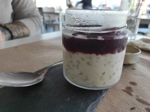 Tapioca de côco e frutos vermelhos at Colher de Pau in Viana Do Castelo