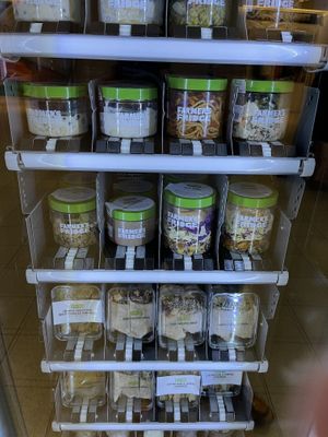 Machine   at JFK - Farmer's Fridge - T4 in Queens