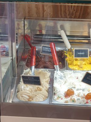  at Perche No in Florence