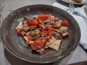 Pasta with roasted eggplant was very satisfying, made vegan with no cheese at Black Radish in Tallahassee