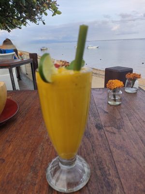 Mango Smoothie at LeMo Beach Café in Denpasar